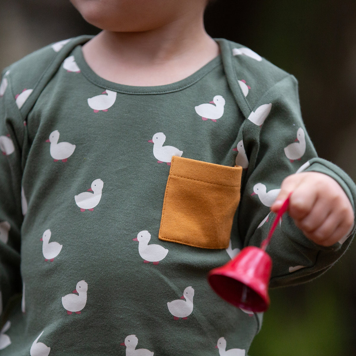 Olive Ducks Organic T-shirt & Jogger Play Set